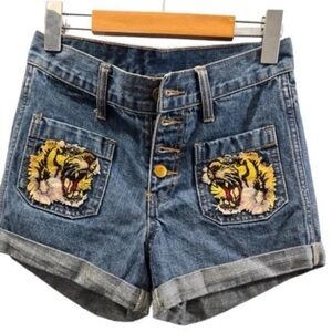 Gucci Tiger Embroidered High Rise Denim Shorts Sz 25 Jeans Buttons Rare Women’s